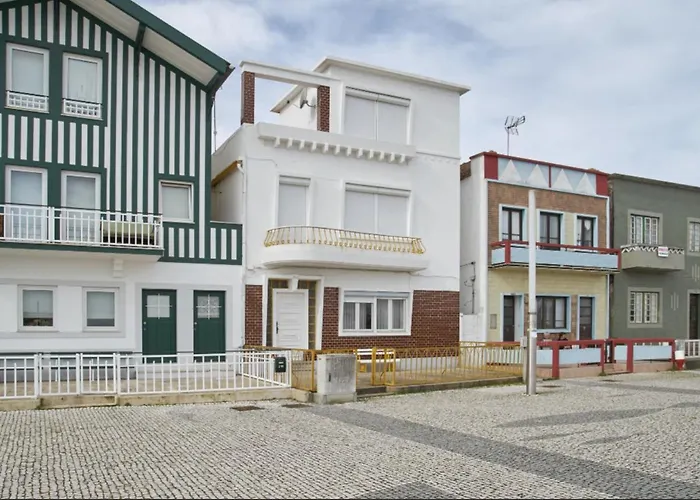 Captain Pisco's Palheiro - Great Location * コスタ・ノヴァ